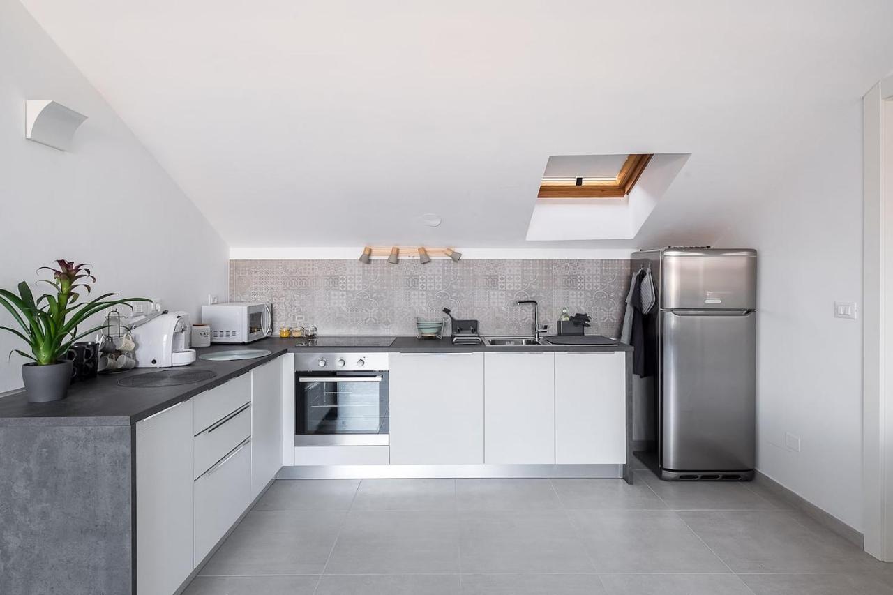 Realkasa Train Plaza Apartment Болоня Екстериор снимка
