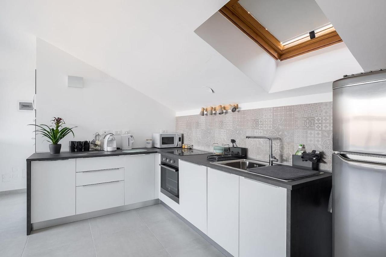 Realkasa Train Plaza Apartment Болоня Екстериор снимка
