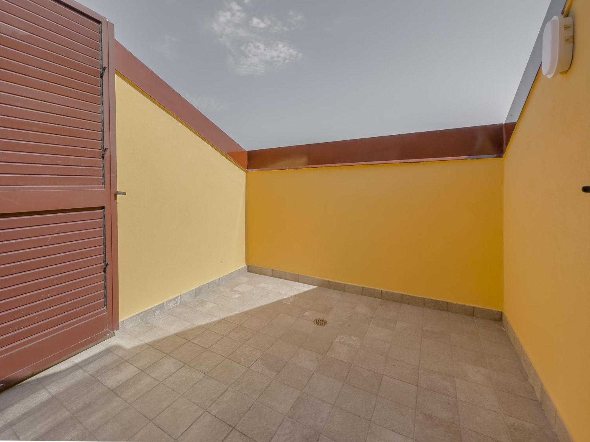 Realkasa Train Plaza Apartment Болоня Екстериор снимка
